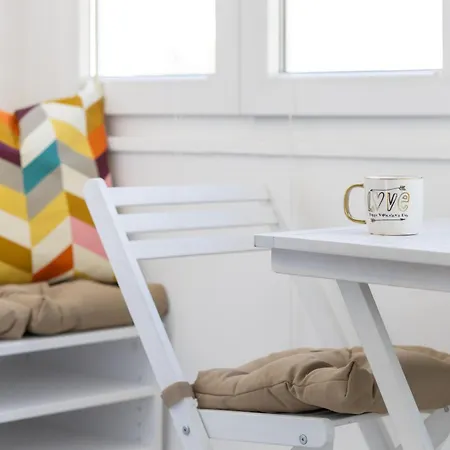 Sky, Free Private Parking Lejlighed