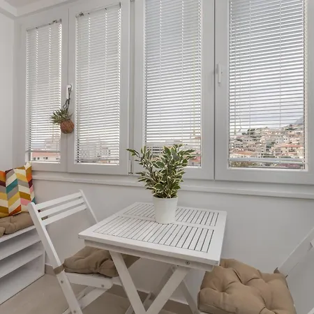 Daire Sky, Free Private Parking