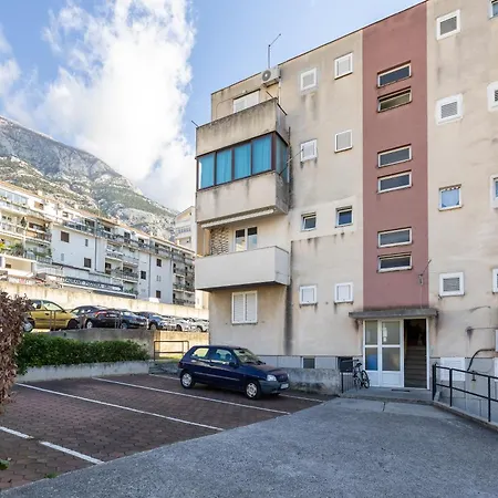 Sky, Free Private Parking * Makarska